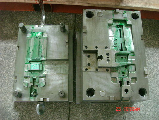 LYM Cold Runner Mould  Large Parts 2 Multi Cavity With LKM LYM Base